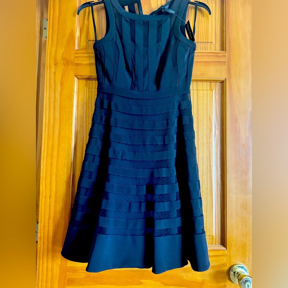 NWT Perfect White House Black Market LBD 0